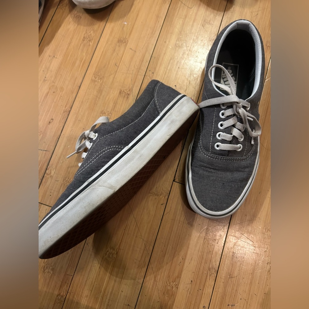 Vans!! - Picture 2 of 3